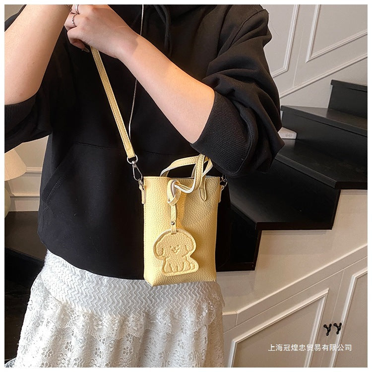 Women's Bag Single Shoulder Crossbody Bag Versatile Handbag New Simple Style Basket Fashionable Spring2025Fashion