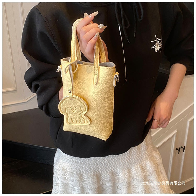 Women's Bag Single Shoulder Crossbody Bag Versatile Handbag New Simple Style Basket Fashionable Spring2025Fashion