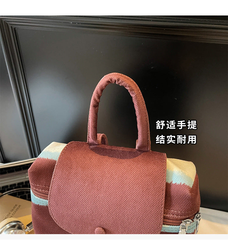 Korean Style Cute College Style Cartoon Handheld Bucket Bag for Women2025New leopard print backpack for class and commuting http://detail.1688.com/offer/960620063545.html