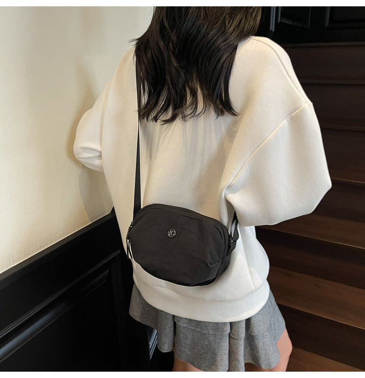 Casual Crossbody Bag Fashion Nylon Style Bag for Cycling ins New Small Bag Lightweight Single Shoulder Nylon Hip-Hop
