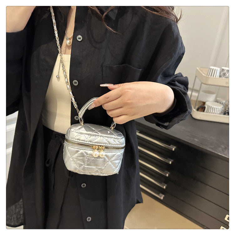 Women's Spring Summer Bag2025New Diamond Chain Bag High-End Fashionable Crossbody Bag Versatile Handheld Small Square Bag