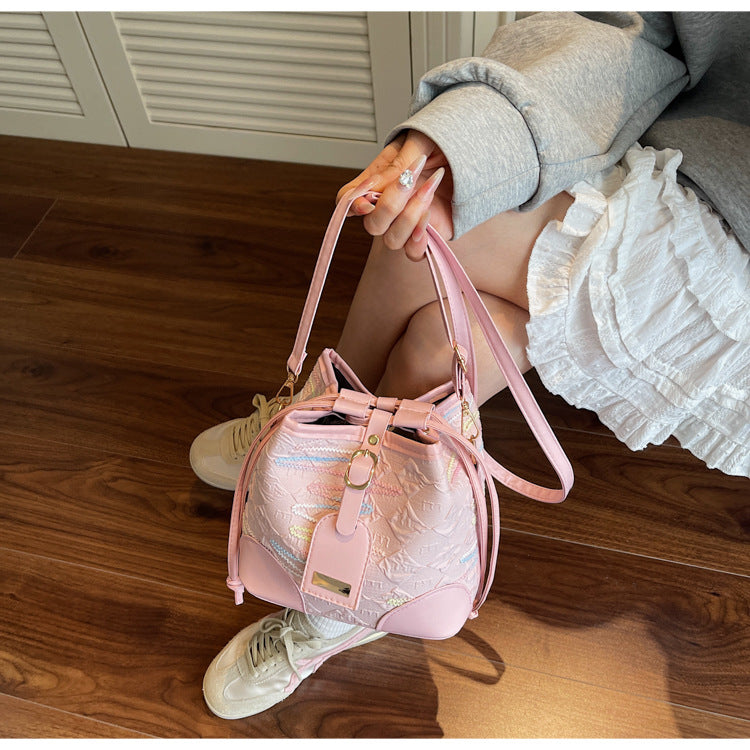 Drawstring Bucket Bag for Women New Style2025High-end Niche Super Popular Single Shoulder Bag Autumn Winter Versatile Crossbody Bag