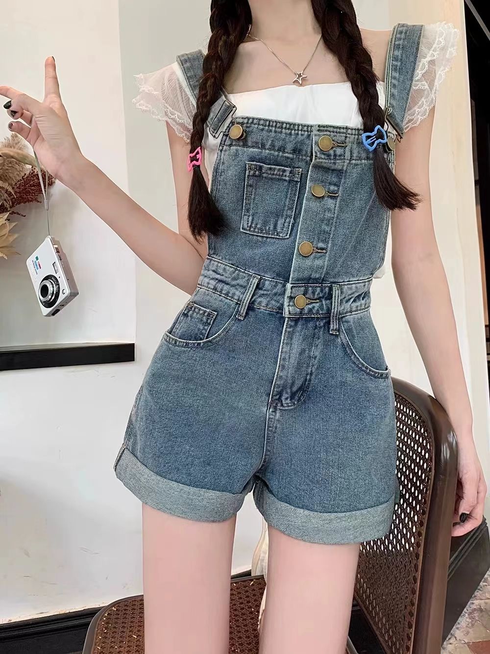 Internet Celebrity Youthful Denim Strap Shorts for Women Summer2025New Workwear Wide-Leg Hot Pants with a Sense of Design and Strap Design
