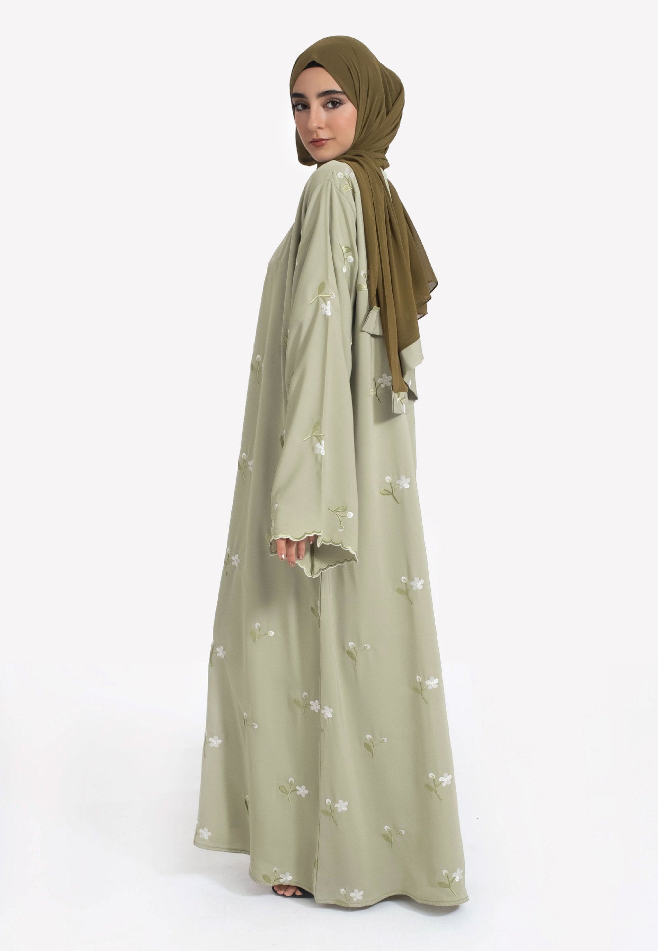 AliExpress Cross-Border New Muslim Middle Eastern Arabic Green Floral Embroidered Fashion Elegant Dress Robe