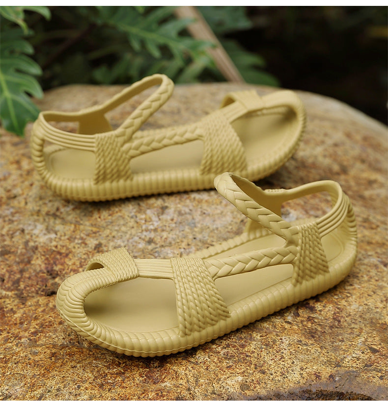 Men's Summer Straw Sandals Hollow Handmade Woven Roman Sandals Vietnamese Slippers Soft Sole Personality Beach Sandals