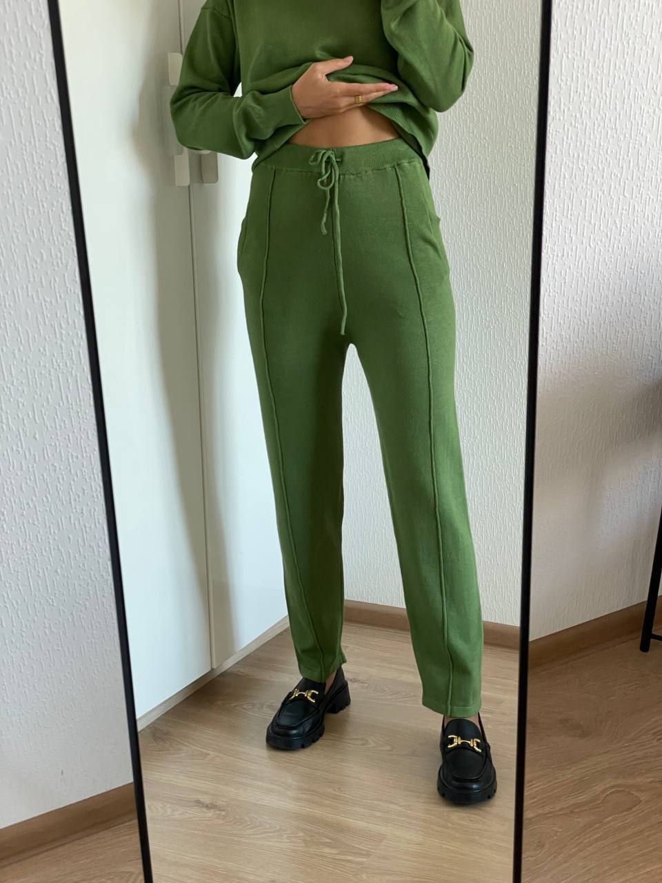 2025Autumn and Winter New ins Women's Loose Round Neck Sweater Set with Carrot Pants European and American Knitted Sets
