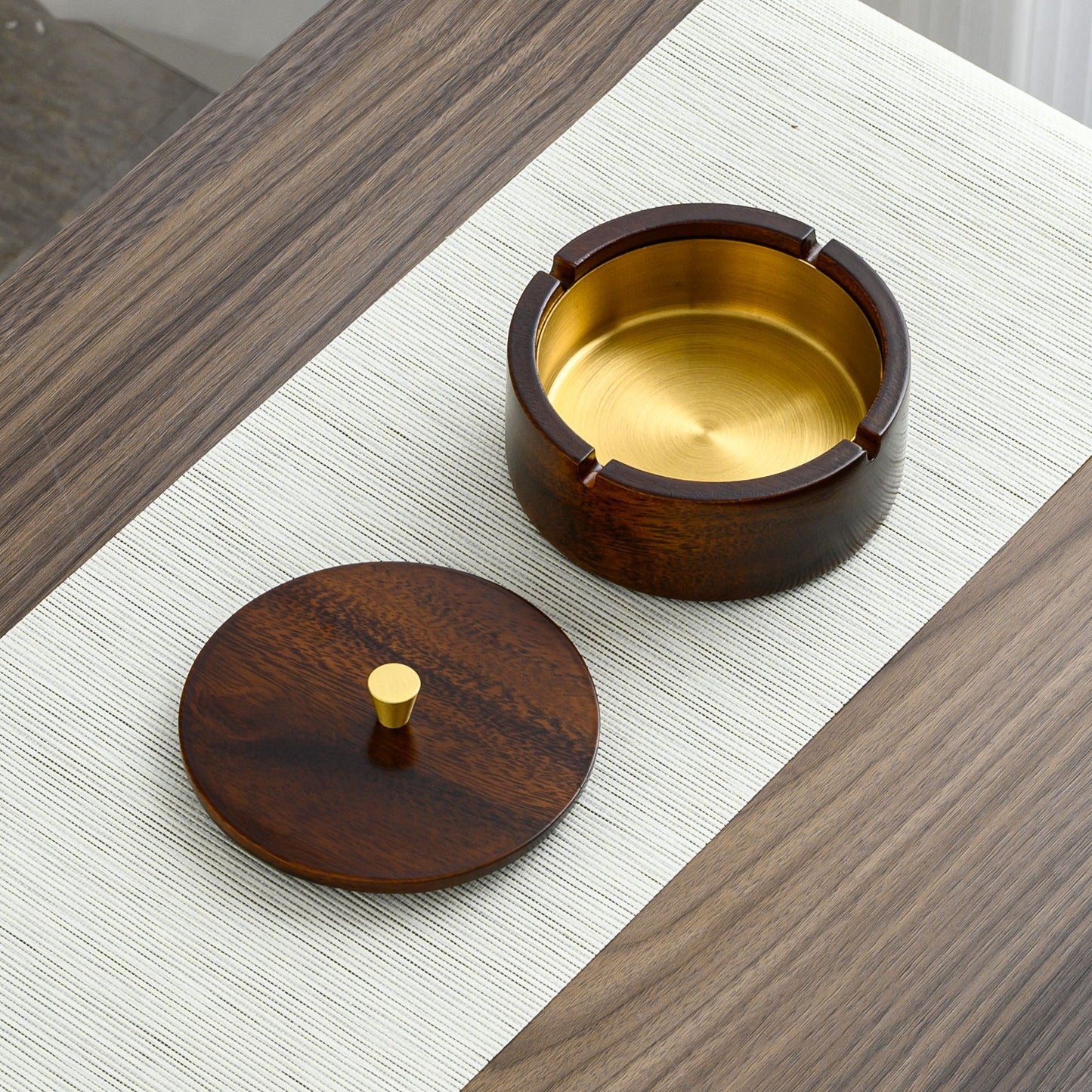 Walnut Ashtray for Home Living Room with Lid, Anti-Fly Ash, Stainless Steel Inner Liner, Creative Office Quality Ashtray