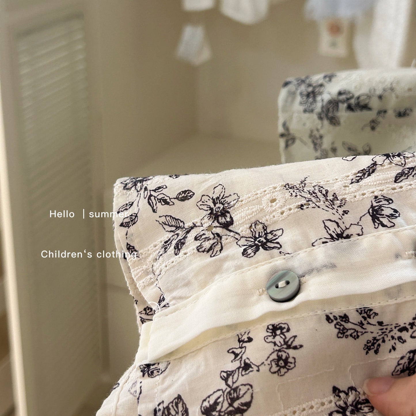 Girls retro Cotton and Linen Vest Set Summer Clothes2025New Korean Style Children's Sleeveless Doll Shirt Wide Leg Pants for Kids