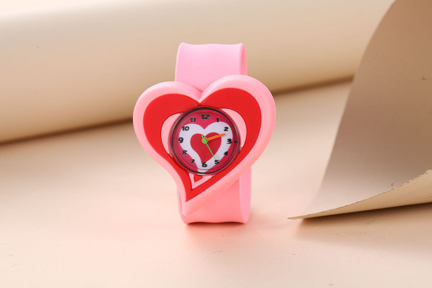 Children's Cute Fashion Snap Watch for Boys and Girls Quartz Watch Childlike Chronograph Large Dial