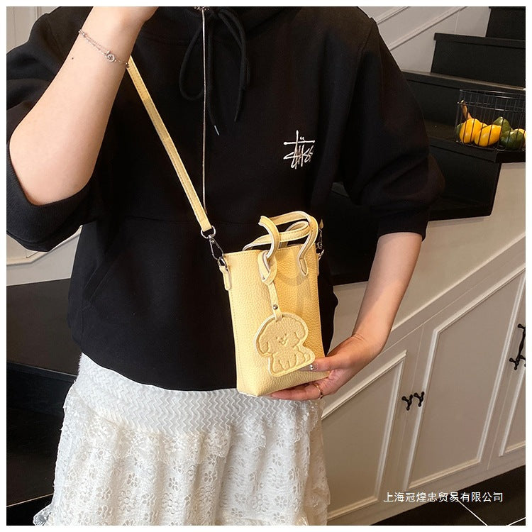 Women's Bag Single Shoulder Crossbody Bag Versatile Handbag New Simple Style Basket Fashionable Spring2025Fashion