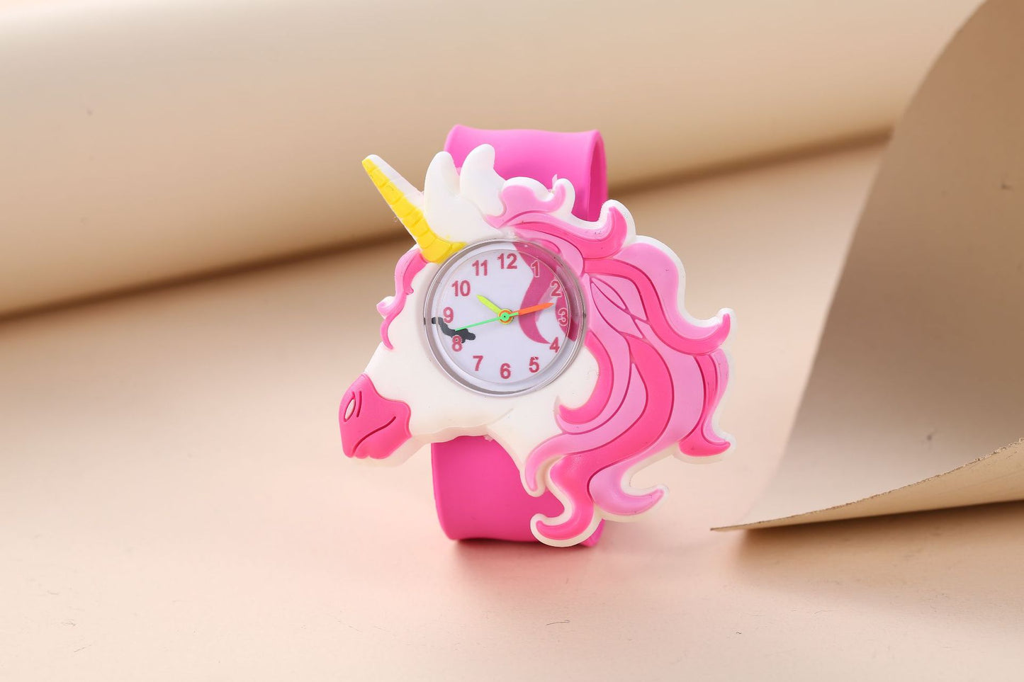 Children's Cute Fashion Snap Watch for Boys and Girls Quartz Watch Childlike Chronograph Large Dial