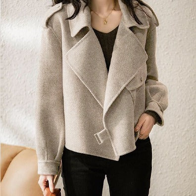 Hepburn Style New Woolen Suit for Women British Style Autumn Winter Petite Chic Versatile Loose French Short Coat