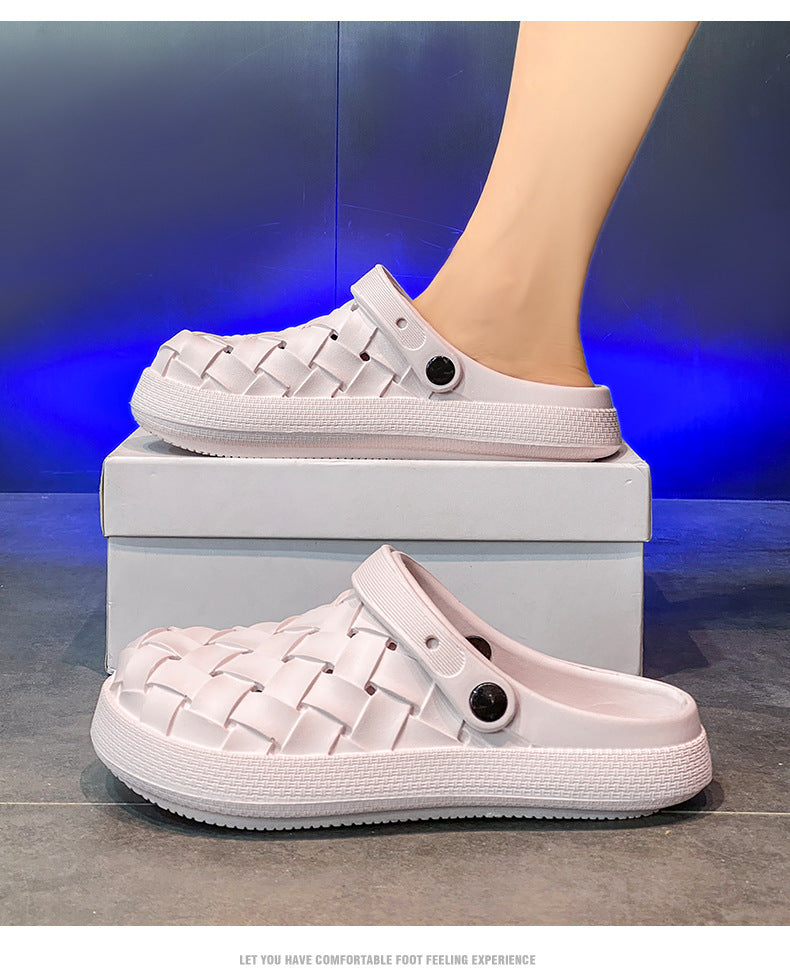 Croc Shoes Non-Slip Soft Sole Men's Closed-Toe Sandals Thick Sole Trendy ins Couple style casual slippers Korean version beach shoes