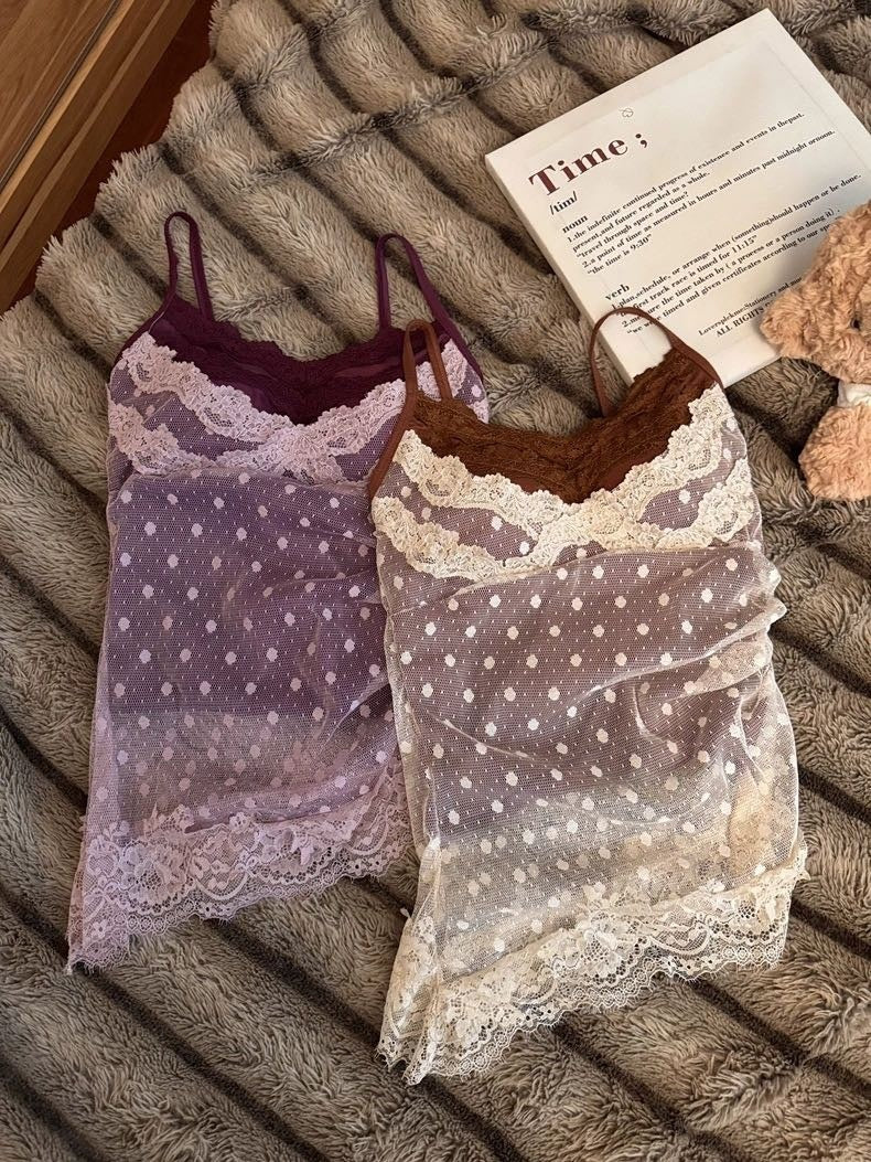 Lace Patchwork Mesh Fake Two-Piece Design Camisole with Chest Pads for Women, Slim Fit, Wearable Outside Top for Hot Girls