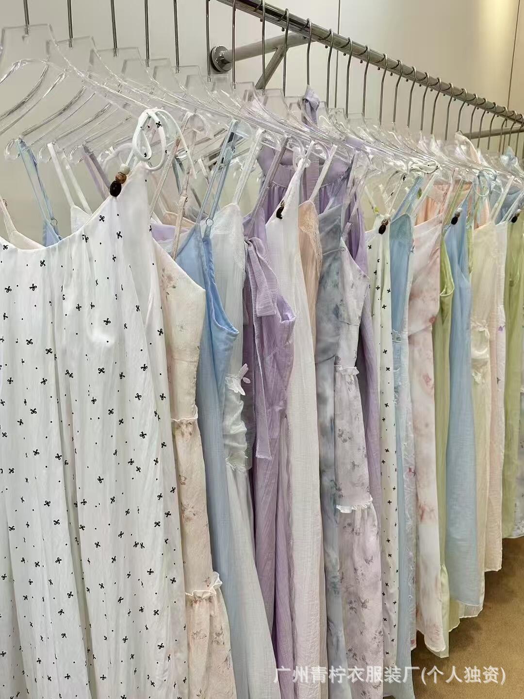 Hangzhou Four Seasons Green Women's Dress2025Summer New French Style Fairy Square Neck Waist-Cinching Sweet First Love Long Dress