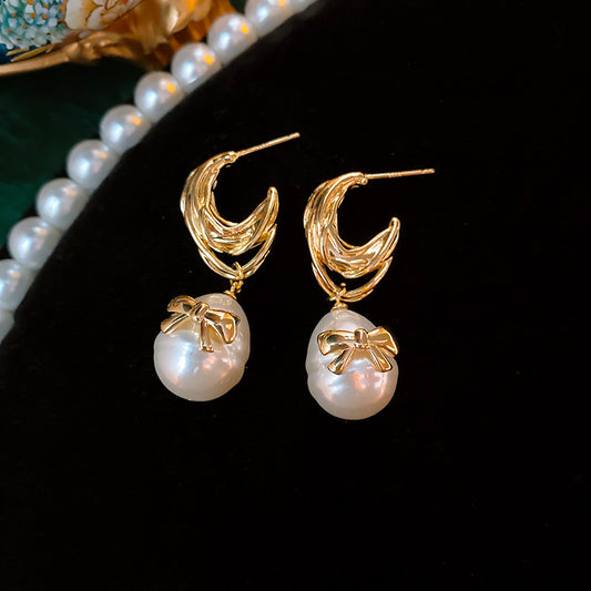 Pearl Earrings with a Sense of Sophistication Real Gold Electroplated Silver Needle French Retro Palace Style Earrings Versatile Ear Jewelry Wholesale