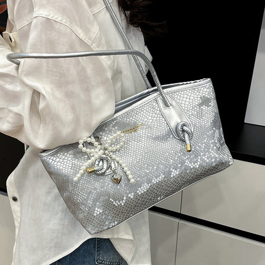 High-end stylish large-capacity women's bag2025New Spring and Summer Niche Single Shoulder Underarm Bag for Work and Commuting