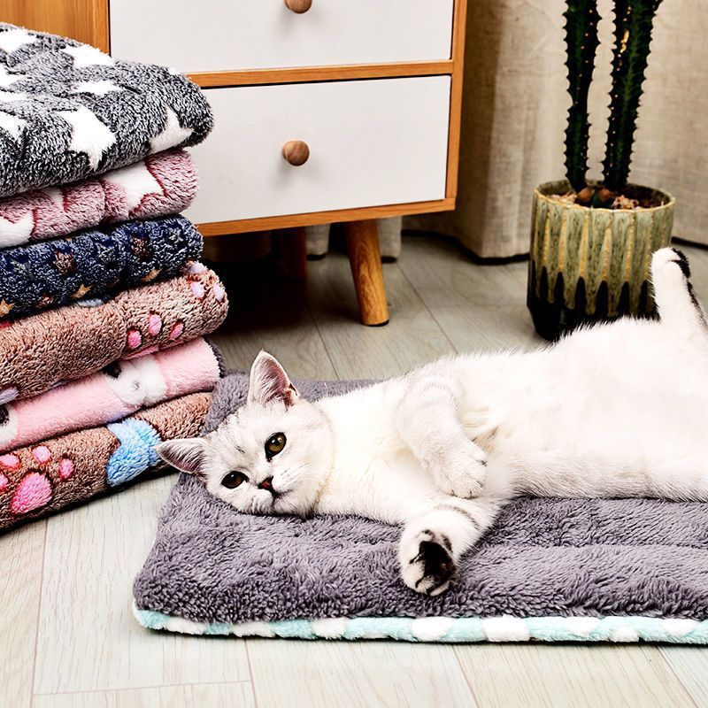 Dog Mat Warm Thickened Cat Mat Winter Thickened Mat Cat Cage Cat Dog Universal Dog Sleeping Mat Dog Bed Mat