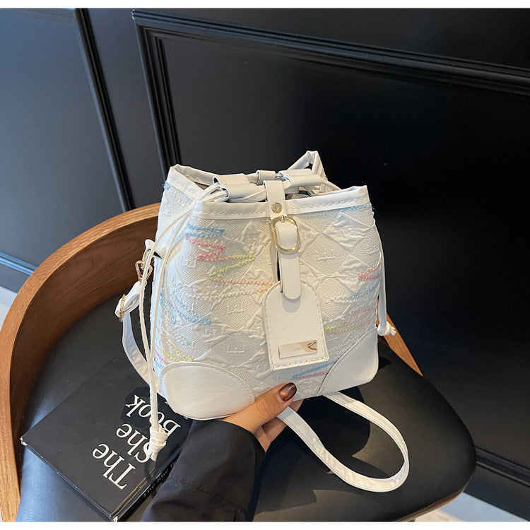 Drawstring Bucket Bag for Women New Style2025High-end Niche Super Popular Single Shoulder Bag Autumn Winter Versatile Crossbody Bag