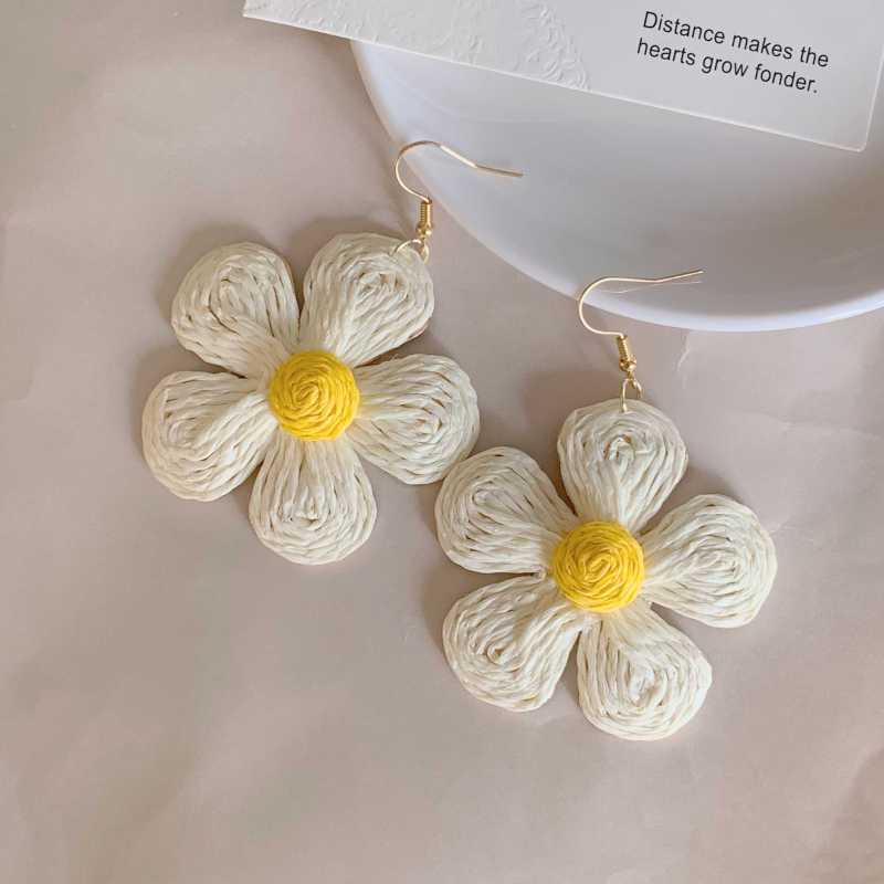 2025Bohemian Cross-Border Trendy Earrings for Women, Vintage Ethnic Style Fashion Studs, Beach Vacation Style Ear Jewelry