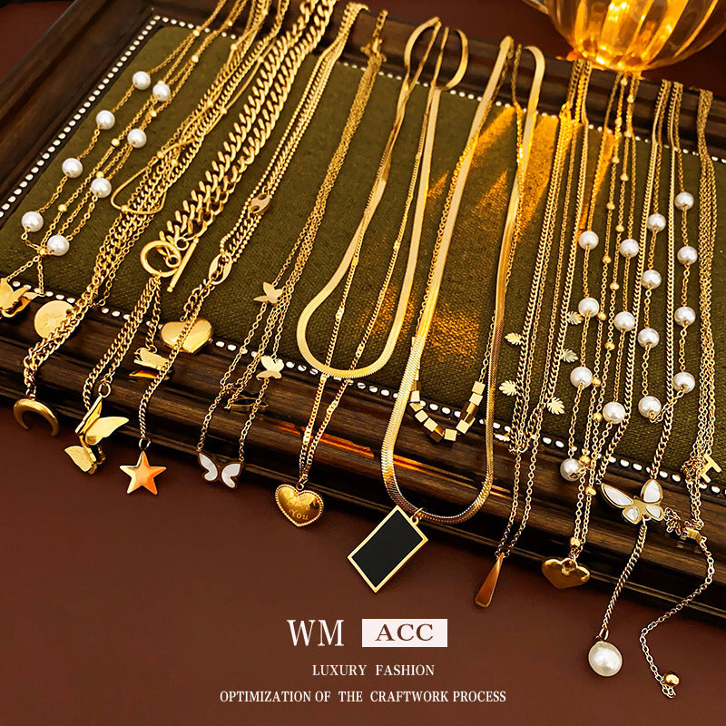 18K Real Gold Plated Moon Heart Pendant Necklace Simple Versatile Elegant Collarbone Chain Light Luxury High-End Necklace