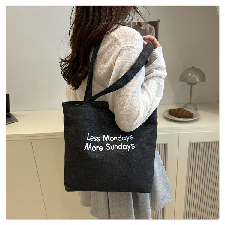 Vintage American Style Canvas Bag ins Large Capacity Student Commuter Artistic Single Shoulder Bag for Class Tote Bag for Women