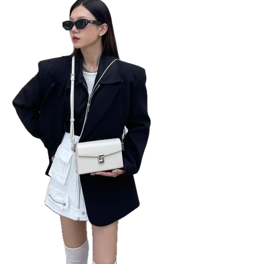 Vintage High-End Genuine Leather Women's Bag Exquisite Small Capacity Clutch Metal Chain Shoulder Crossbody Bag Fashionable Versatile