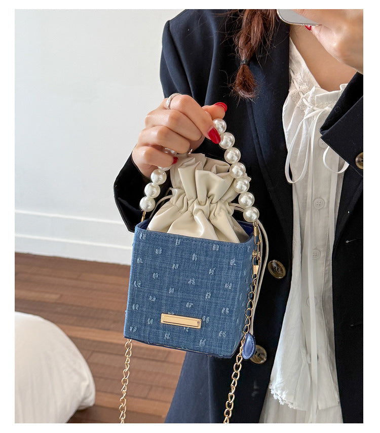 Autumn Small Bag2025New Trendy Fashionable Versatile Pearl Handbag High-Quality Texture Crossbody Bag