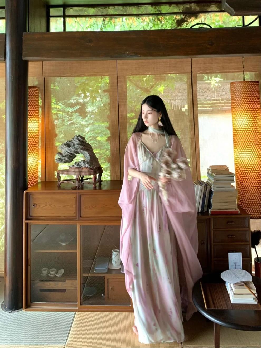 Cool Beauty Lotus Color Fairy-like Summer Atmosphere Cape Blouse Jacket Floral Strap Long Dress Set