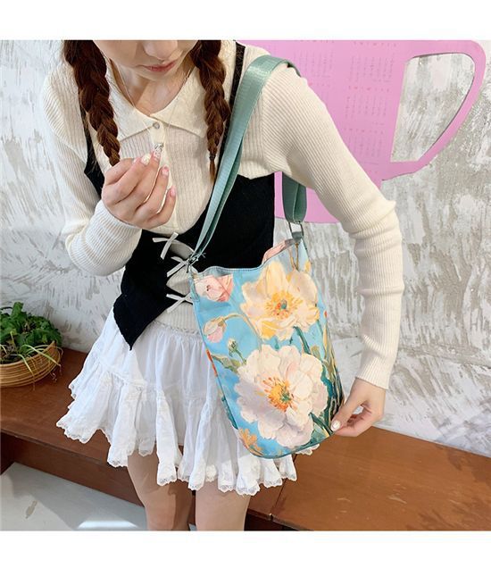 New2025Floral Oil Painting Niche Large Capacity Versatile Commuter Bucket High-end Bag Women's Shoulder Bag Hot Item