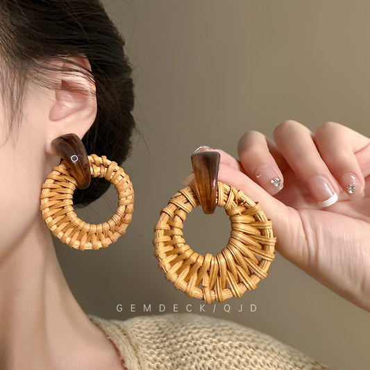 2025Bohemian Cross-Border Trendy Earrings for Women, Vintage Ethnic Style Fashion Studs, Beach Vacation Style Ear Jewelry