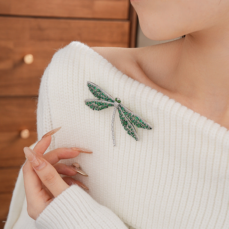 Green Zircon Hollow Dragonfly Brooch Light Luxury High-end Sense Elegant Brooch Fashion Unique Design Sense Accessories Wholesale