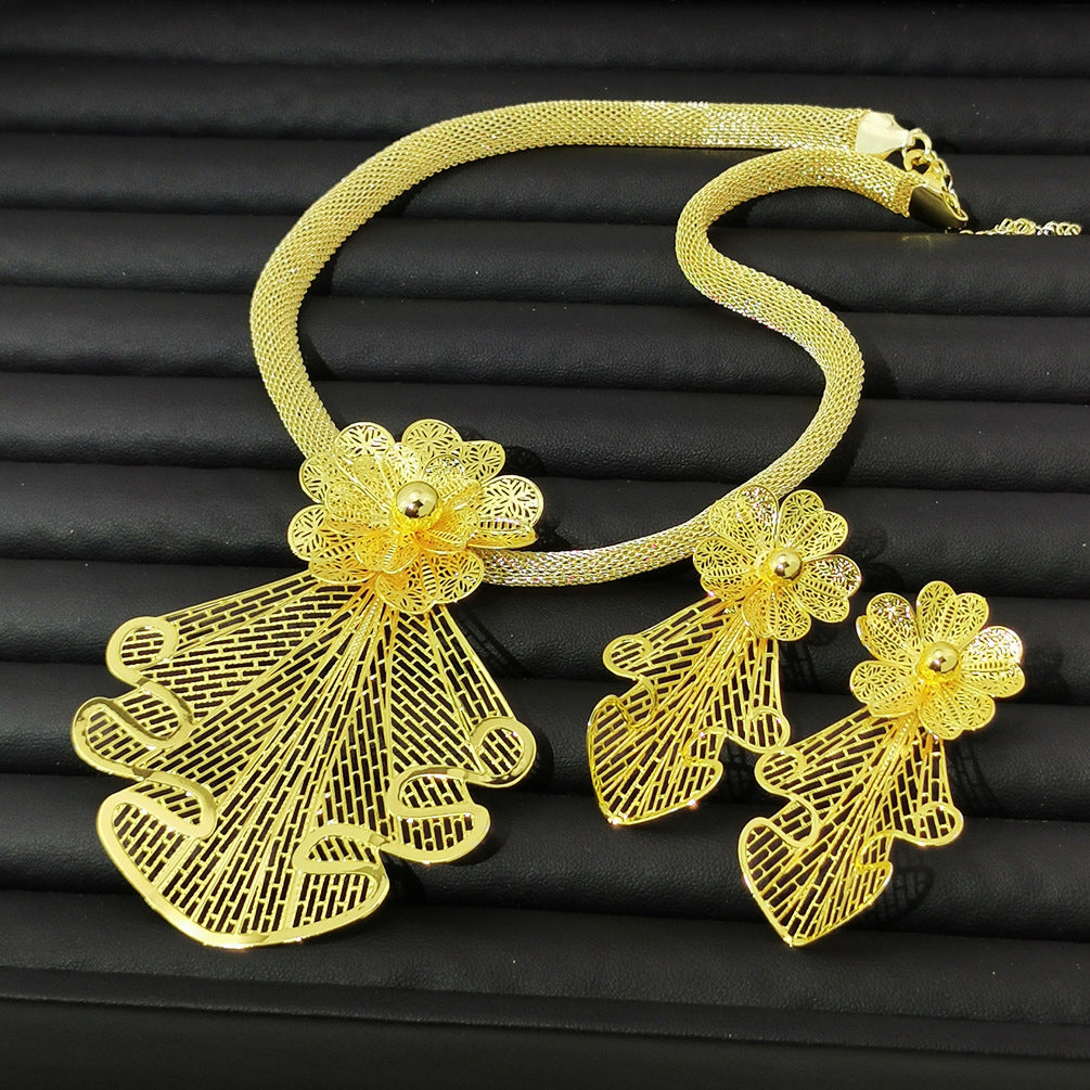 Various Dubai Sets for Women24K Gold Color Big Flower Pendant Necklace and Earrings Wedding Party African Set