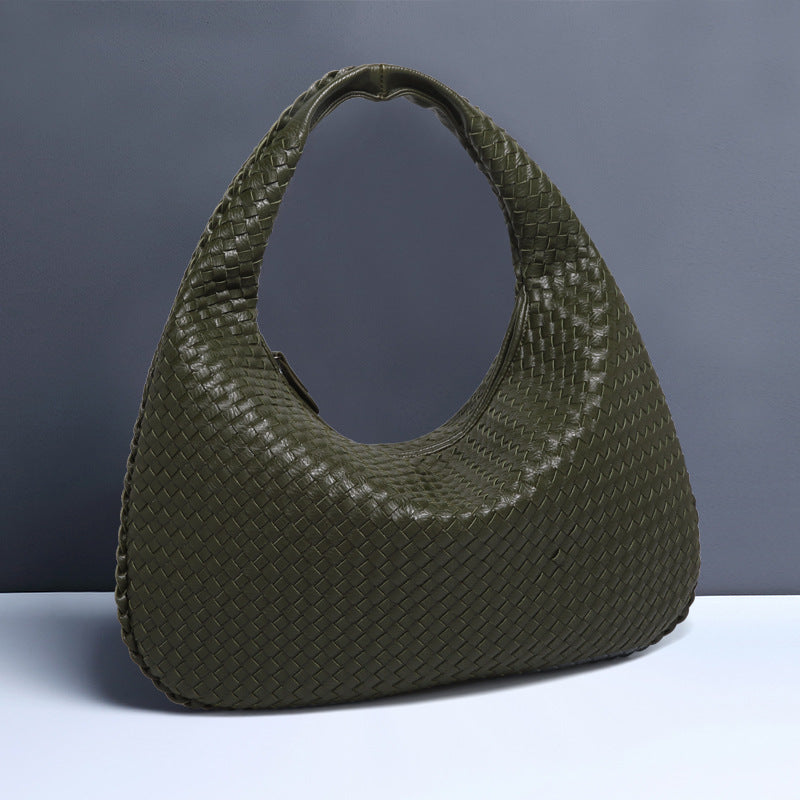 2025New Crescent Moon Women's Bag Fully Handwoven Handheld Dumpling Bag Fashionable Versatile European and American Style Single Shoulder Underarm Bag