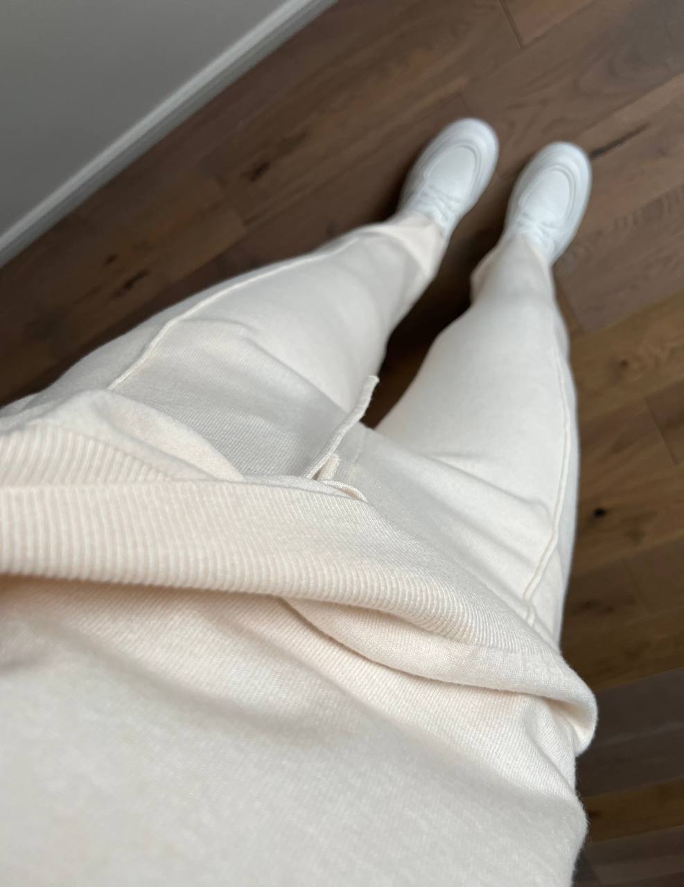 2025Autumn and Winter New ins Women's Loose Round Neck Sweater Set with Carrot Pants European and American Knitted Sets