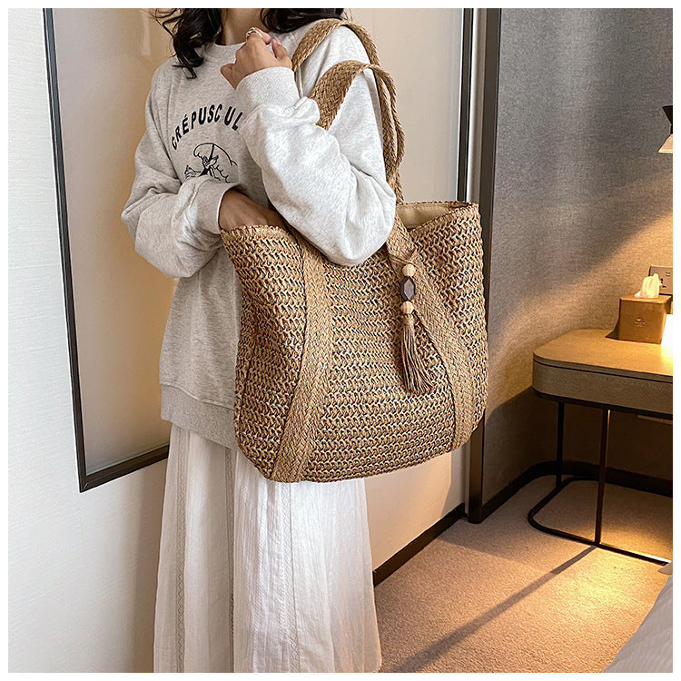 Cross-Border Hot-Selling Women's Bag Simple Large Capacity Lightweight Woven Bucket Beach Bag Trendy Straw New Handheld Shoulder Bag