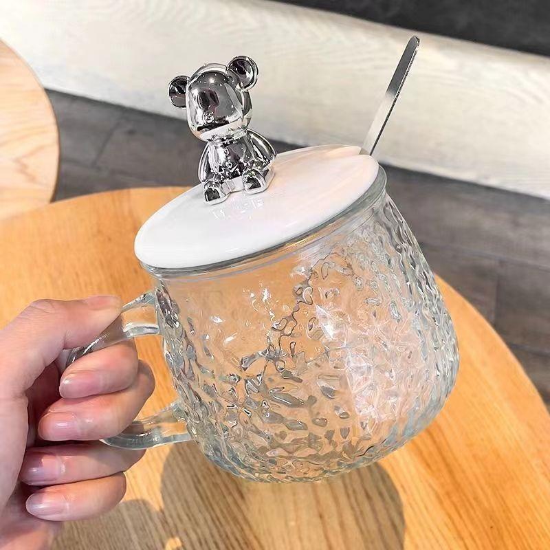 Creative Hammered Bear Glass Cup for Women ins High-Quality Aesthetic Water Cup with Lid for Home Use, Transparent Breakfast Milk Cup