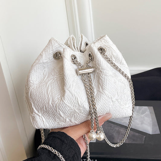 Cross-border Drawstring Bucket Small Bag for Women2025New Stylish Pleated Flower Bag Fashionable Round Chain Crossbody Bag