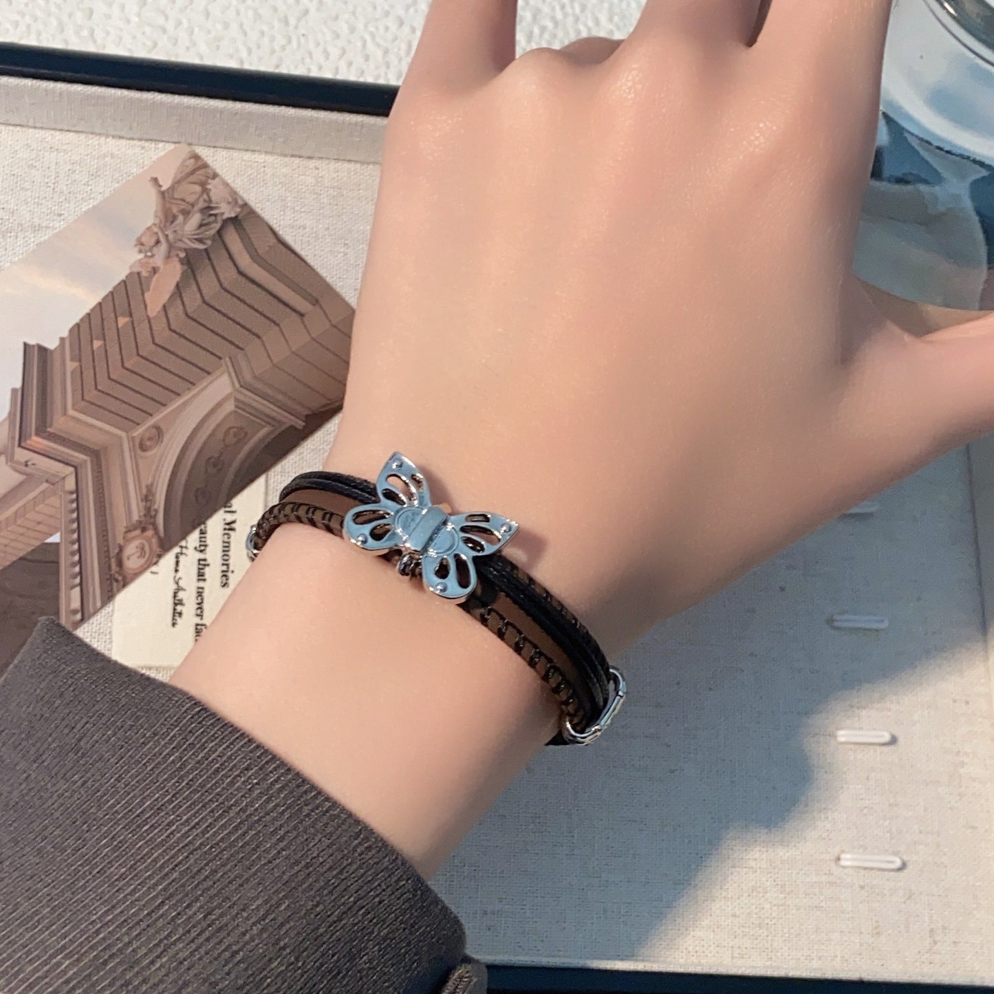 Light Luxury Niche Design Y2K Necklace Bracelet Set Elegant Versatile Sweet Cool Spicy Girl Choker High-end Collarbone Chain
