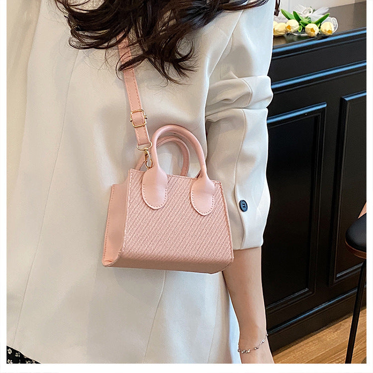 Korean Style Simple Crossbody Personality Small Square Bag2024Summer new style casual stylish single-shoulder bag corduroy handbag