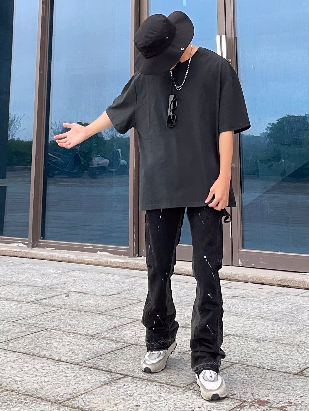 2023New Graffiti Ink Splash Damage Dept Casual Retro Niche vibo High Street Men's and Women's Flared Jeans