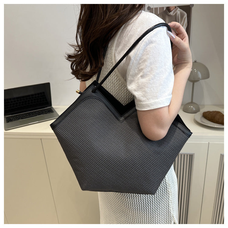 Summer Patchwork Large Capacity Women2025New Fashionable Loose Style Trendy New Casual Tote Shoulder Underarm Bag
