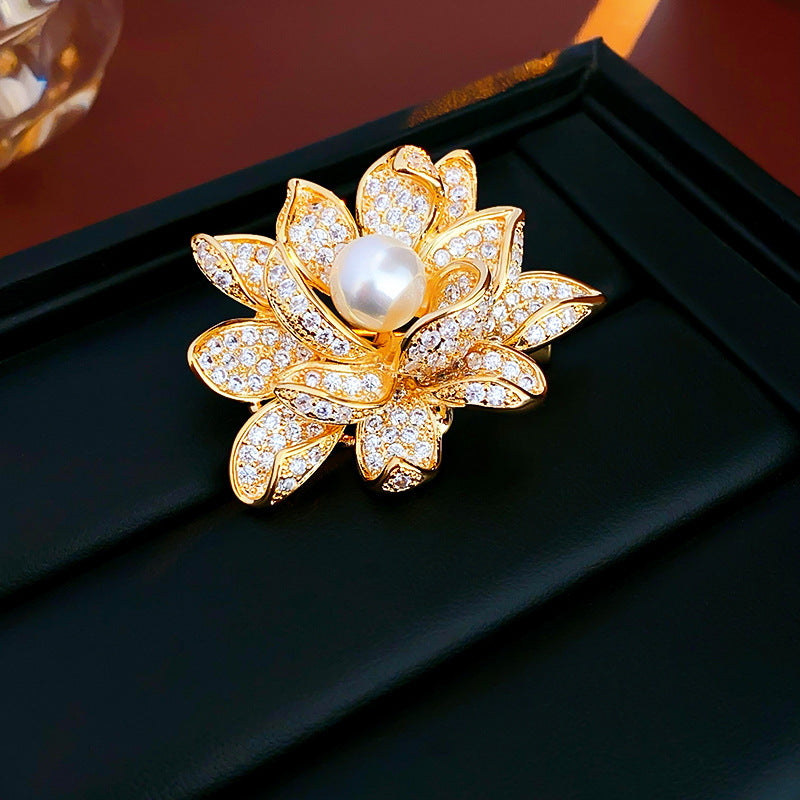 Real Gold Plated Zircon Flower Pearl Brooch Fashionable Elegant Pin Light Luxury High-end Accessories Factory Wholesale