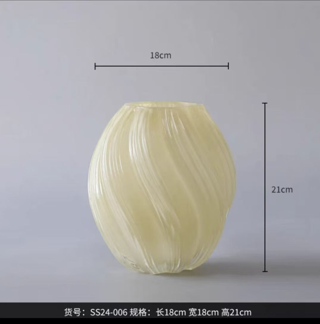 ins European Style Minimalist Niche Creative Light Luxury High-End Dining Table Living Room Decoration Hydroponic Flower Arrangement Glass Vase