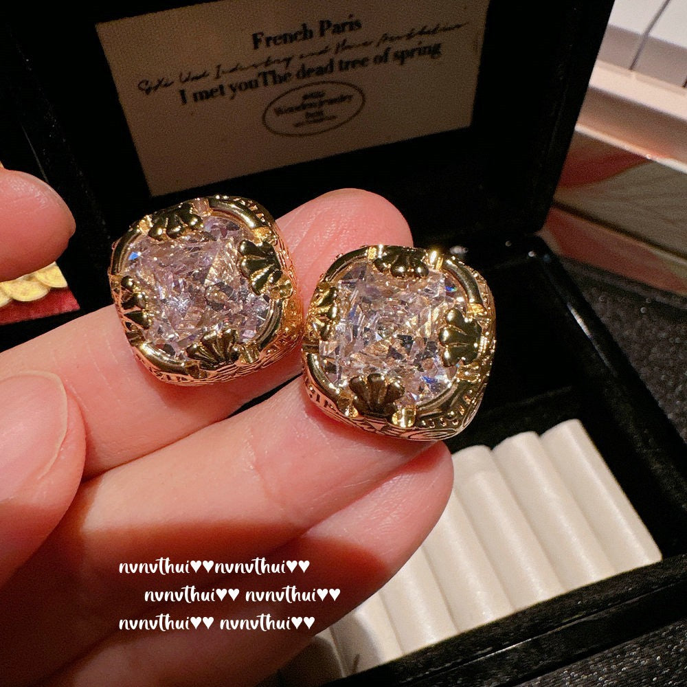 Sparkling Paphos Cloud Pattern Jellyfish Tassel Gemstone Earrings The Joy of a Rich Woman Egg-shaped Princess Pink Earrings