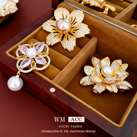 Real Gold Plated Zircon Flower Pearl Brooch Fashionable Elegant Pin Light Luxury High-end Accessories Factory Wholesale