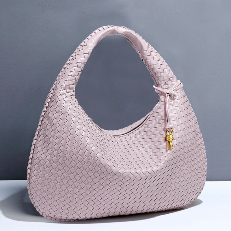 2025New Crescent Moon Women's Bag Fully Handwoven Handheld Dumpling Bag Fashionable Versatile European and American Style Single Shoulder Underarm Bag