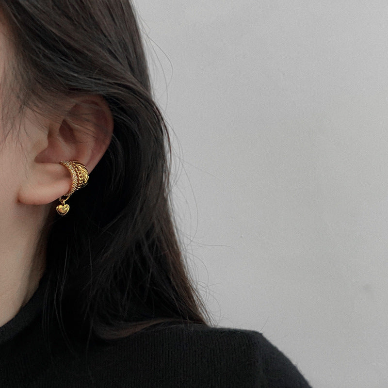 Silver Needle Metal Earrings High-end Simple Stud Earrings Fashion Versatile Light Luxury Unique Niche Earrings Yiwu Wholesale