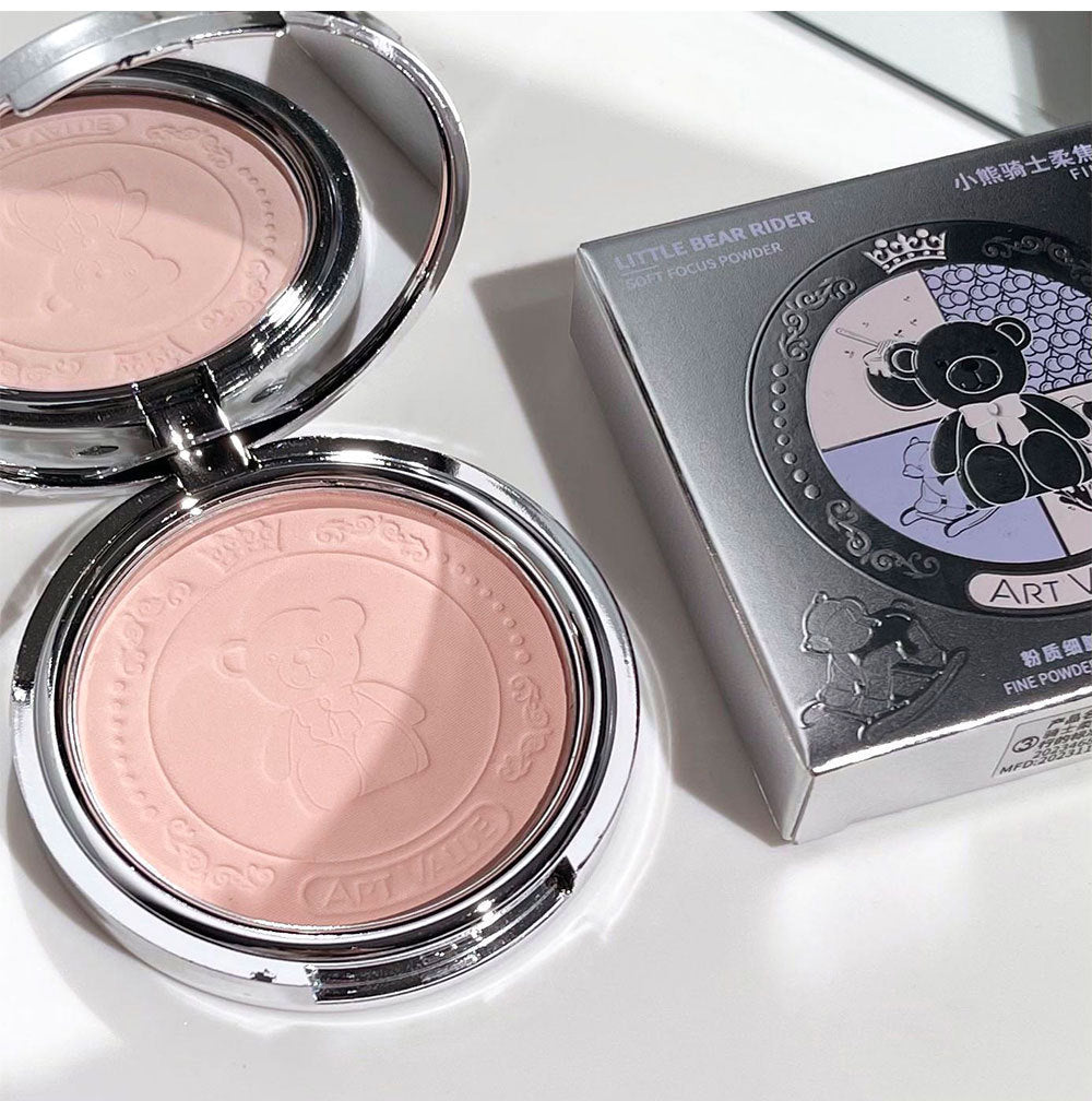 ART VALUE Bear Knight Soft Focus Powder Setting Powder Oil Control Long-lasting Waterproof Sweatproof Mom's Good Skin A44