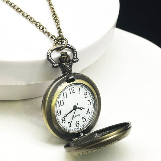 In Stock Fast Delivery Medium Size Sticker Flip Cover Retro Pocket Watch Children's Watch DIY Necklace Watch Student Watch Wholesale with Pictures
